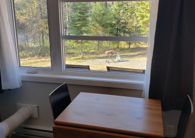TABLE|MOTEL